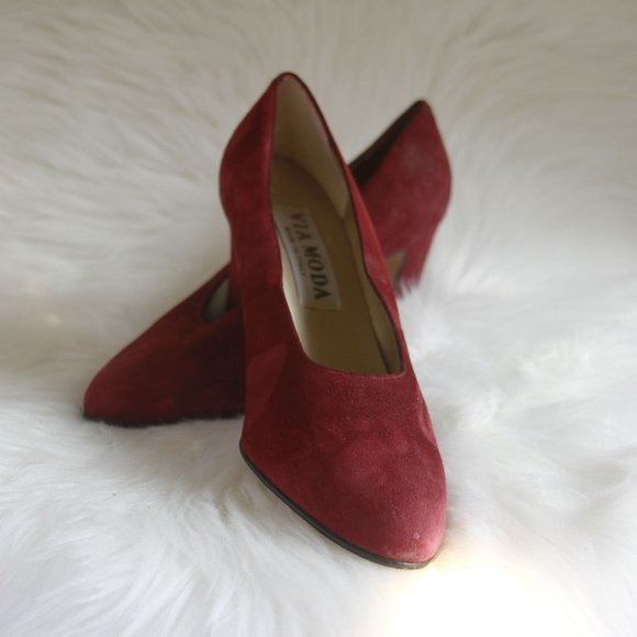 Suede Crimson Pumps - Picture 4 of 6